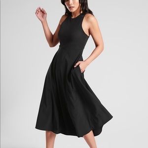 ⭐️NWT Athleta Winona Midi dress ⭐️